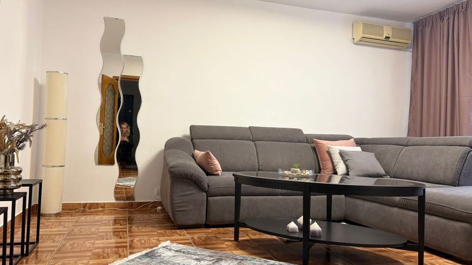 3 camere modern, proaspăt renovat, stradal Calea Vitan - Poză 3