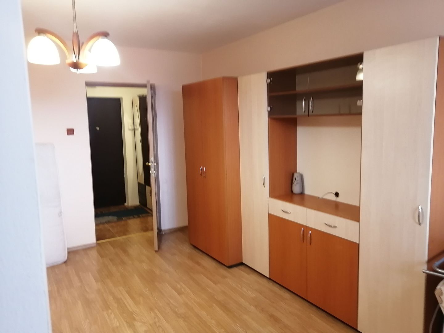 Garsoniera Tractoprul, zona LIDL, Kaufland - Poză 2