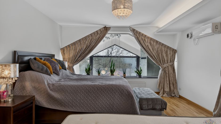 Vila cu design spectaculos, tehnologie smart & lifestyle complet - Poză 43
