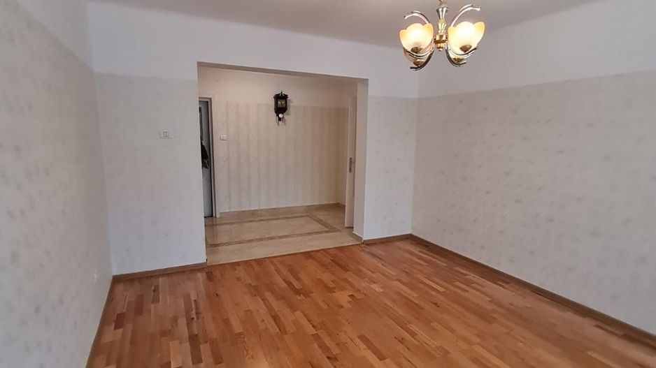 Apartament 4 camere la 5 minute de Piața Unirii - Poză 2