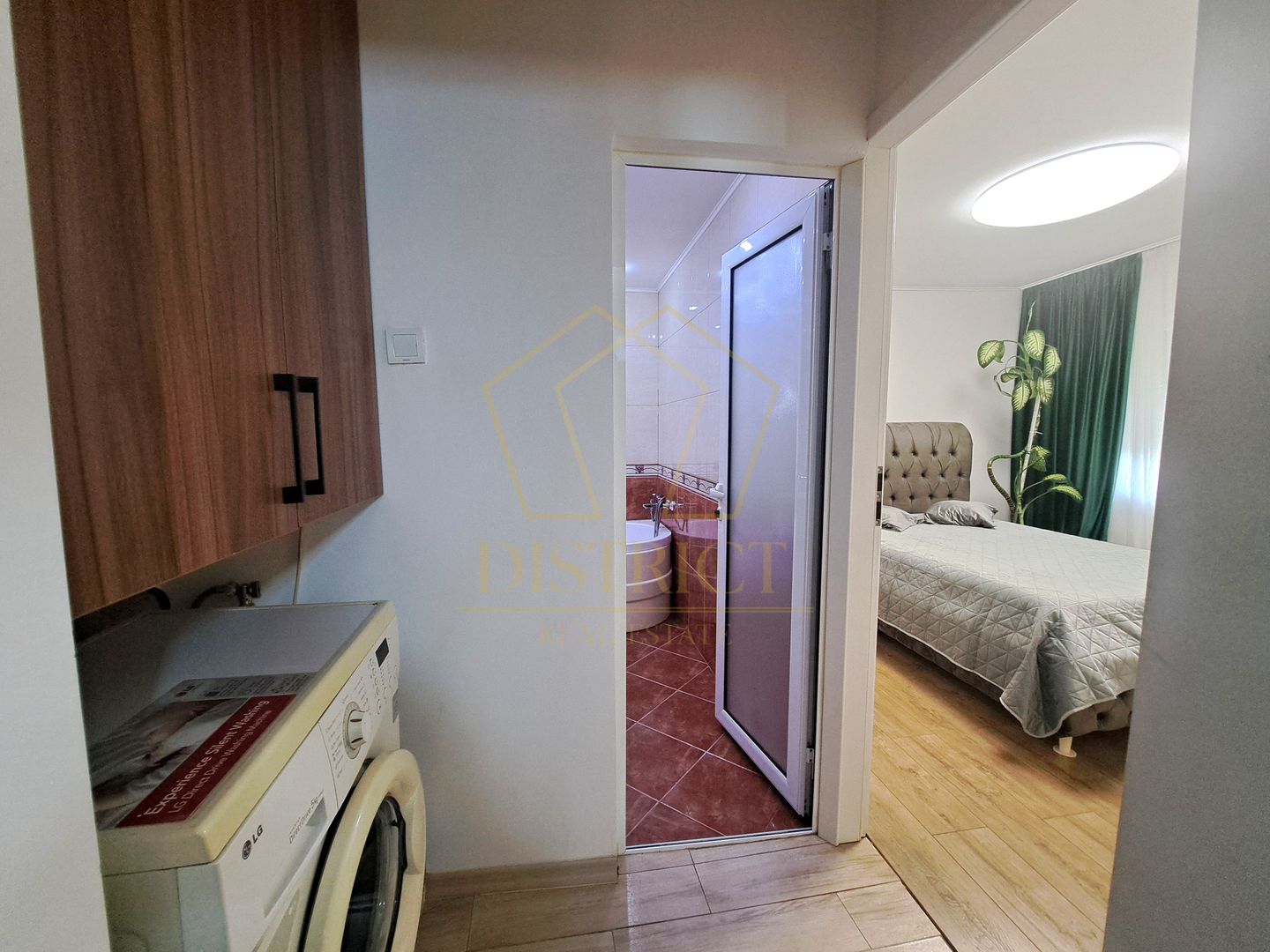 Apartament renovat cu 3 camere decomandate | Lipovei Sever Bocu - Poză 13