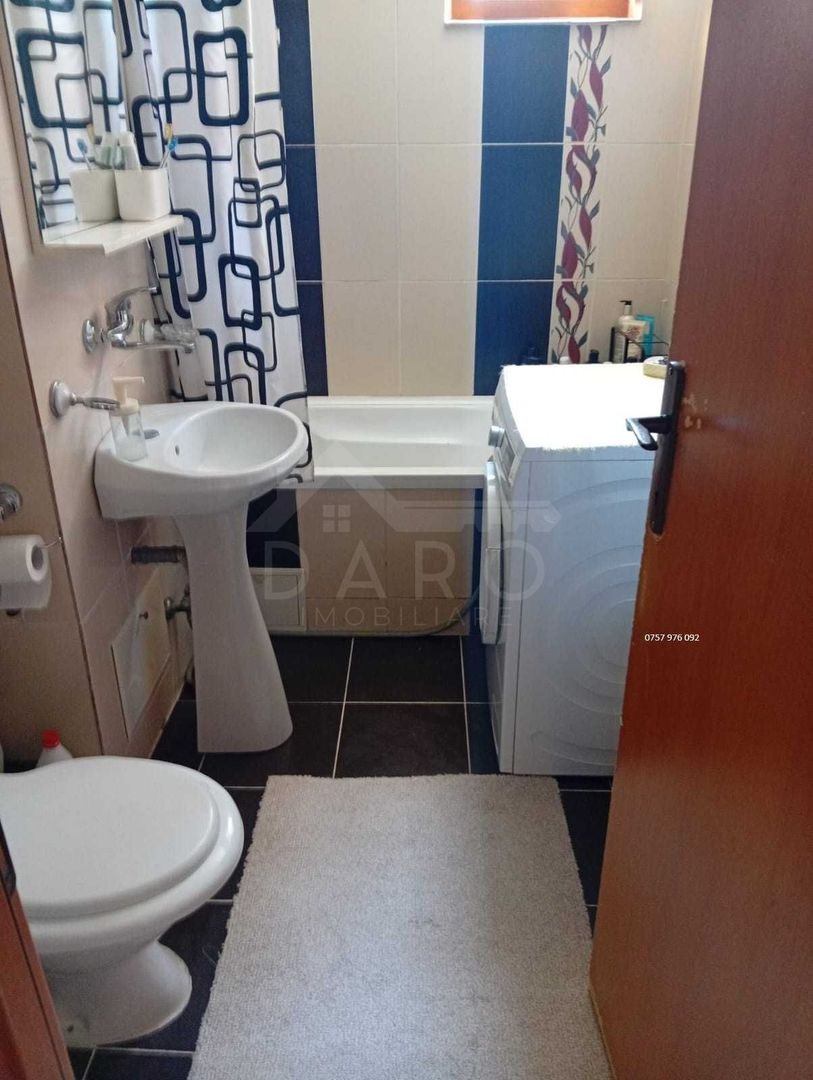de vanzare apartament cu 2 camere in Cartierul Unirii - Poză 4
