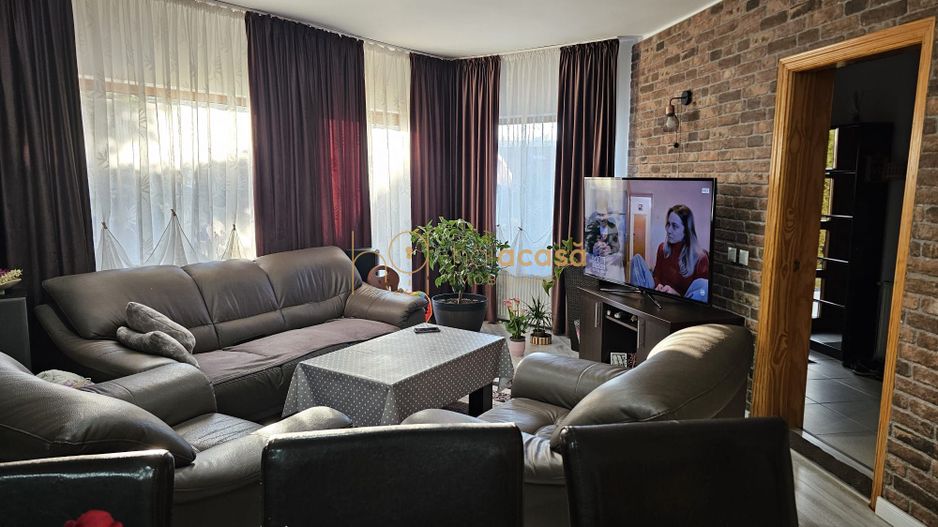 Casă / Vilă cu 8 camere de vânzare în Manastur, Cluj-Napoca - Poză 46