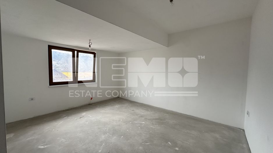 De Vanzare 2 Apartamente I Frasin, Suceava I 60.000€ I 95mp - Poză 5