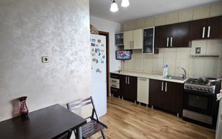 Apartament 3 camere- Rovine, Piata Garii - Poză 9