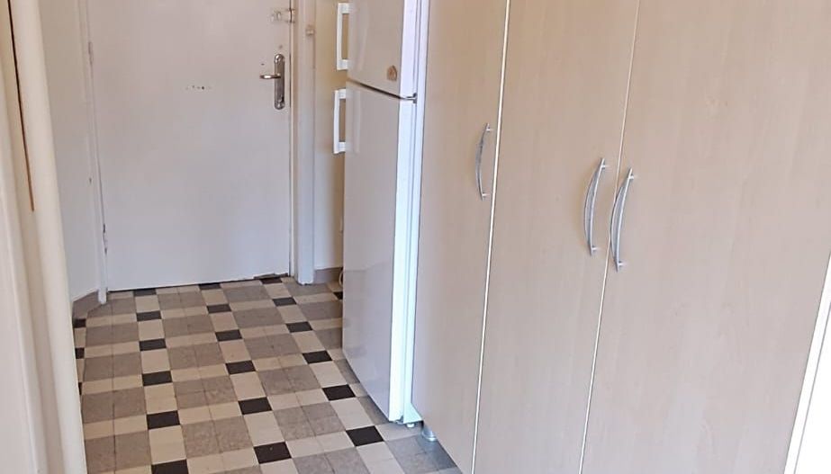 Universitate Rosetti, garsoniera mobilata, utilata, stati stb, metrou - Poză 7