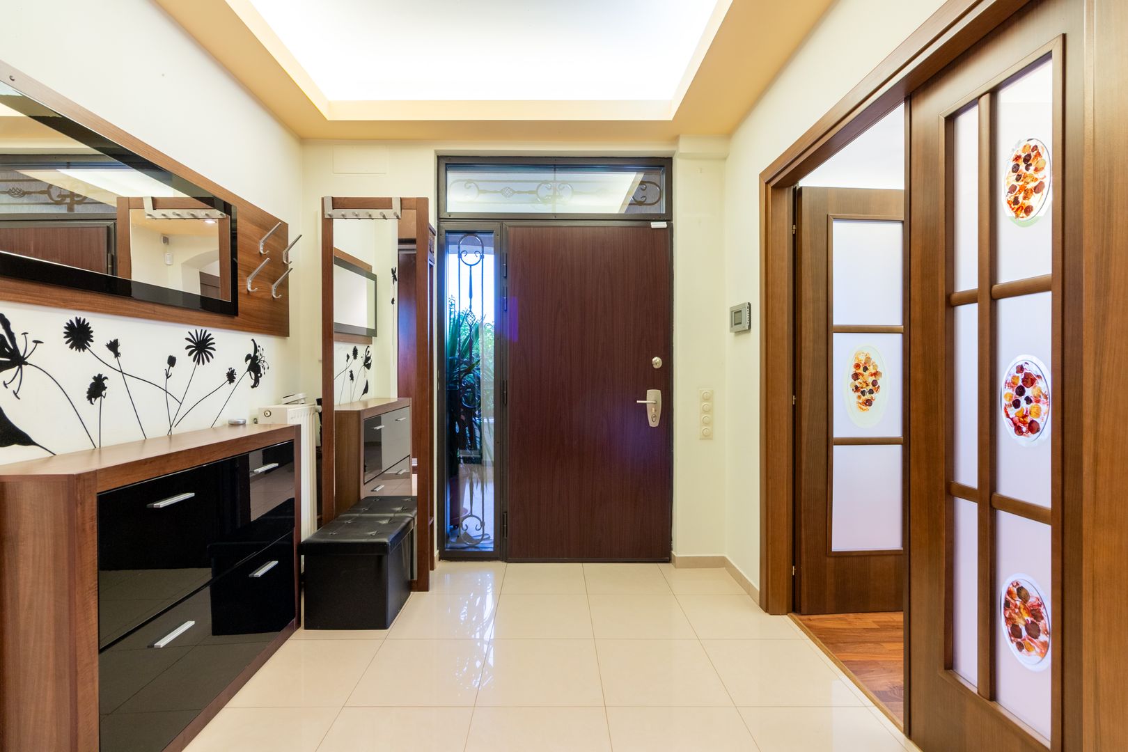 Vila premium de vanzare Balotesti/ piscina/ ponton/ deschidere la lac - Poză 10