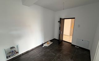 Disponibil imediat. Decomandat. Spatios - Poză 4