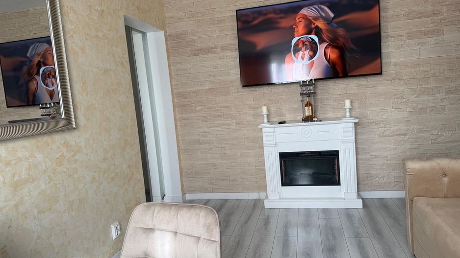 De vanzare apartament 4 camere Drumul Taberei - Poză 2