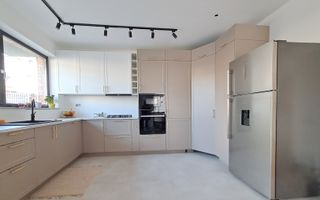 Duplex  5 camere La Cheie in Europa!! - Poză 6