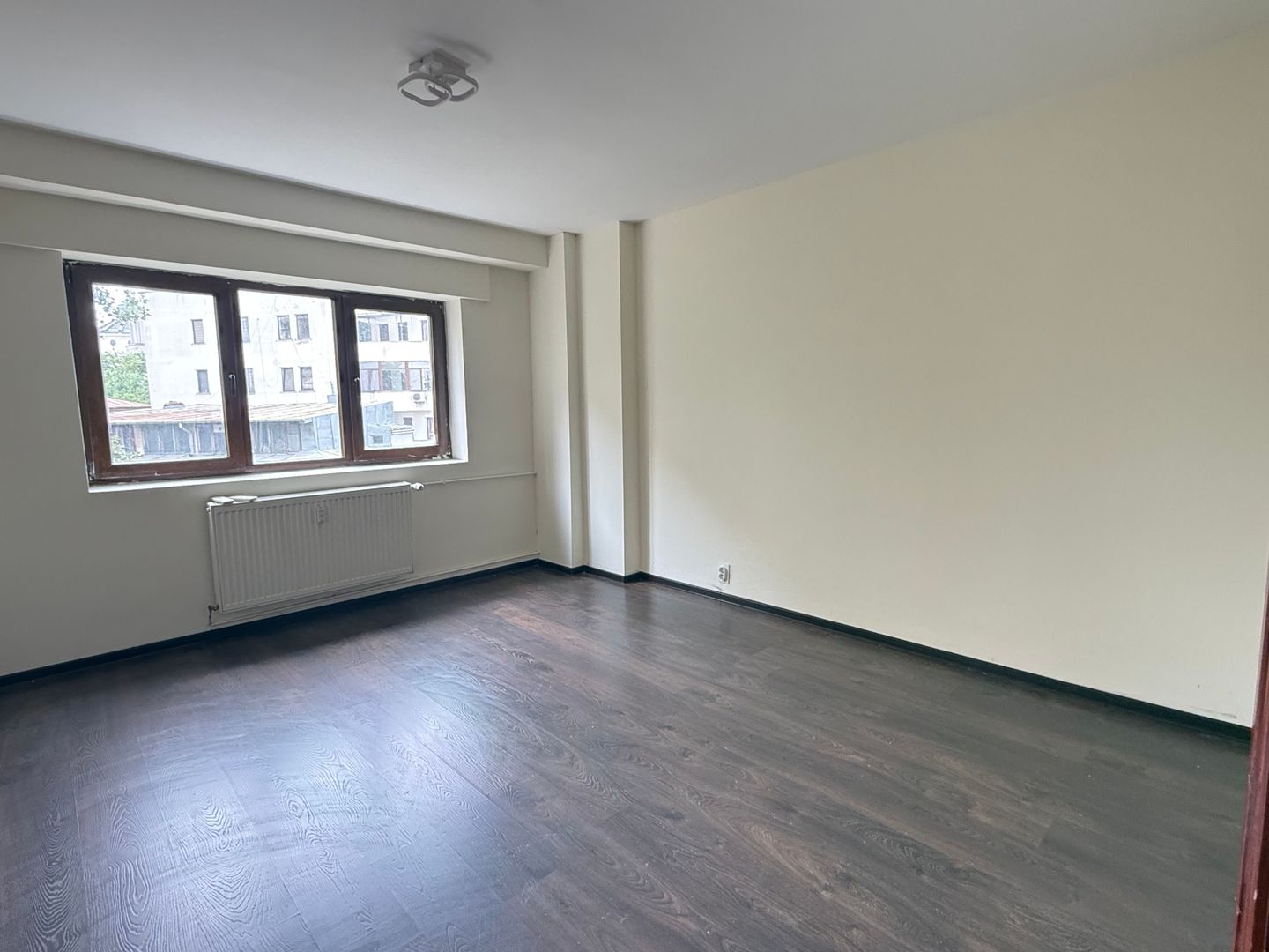 Vanzare apartament 4 camere Bld. Unirii - Fantani Bucuresti - Poză 5