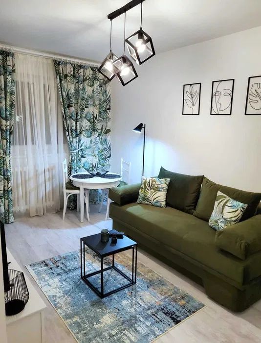 Garsoniera Alba Iulia - Poză 1