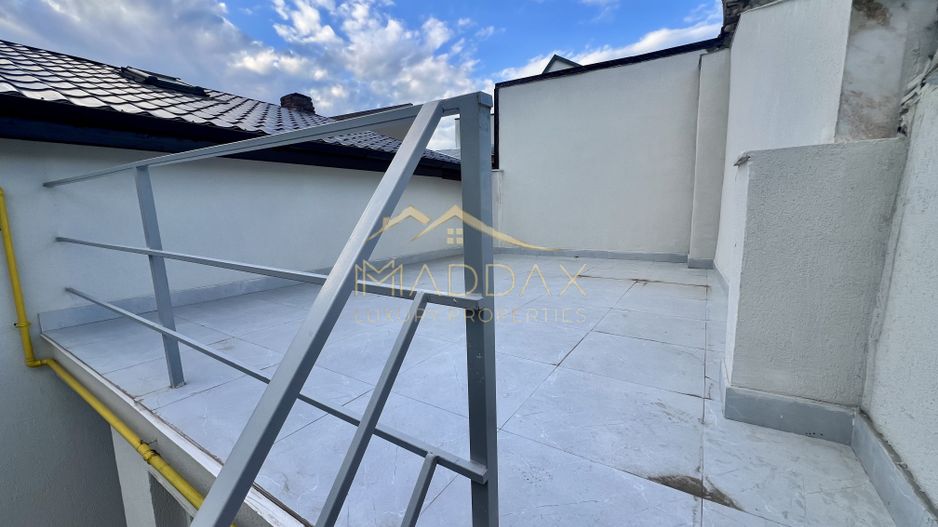 Casa **8 camere** // Domenii - Poză 30