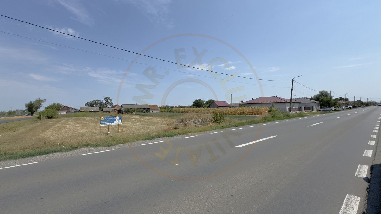 Teren intravilan 1450 mp 397 DN1F - Loc. Ghenci - Jud. Satu Mare - Poză 2