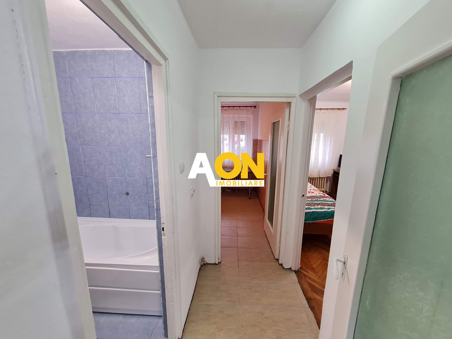 Apartament 3 camere, Parter, Semidecomandat, Zona Cetate - Poză 6