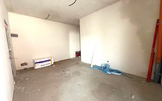 Apartament semifinisat / 3 dormitoare / Zona Tineretului , Floresti - Poză 1