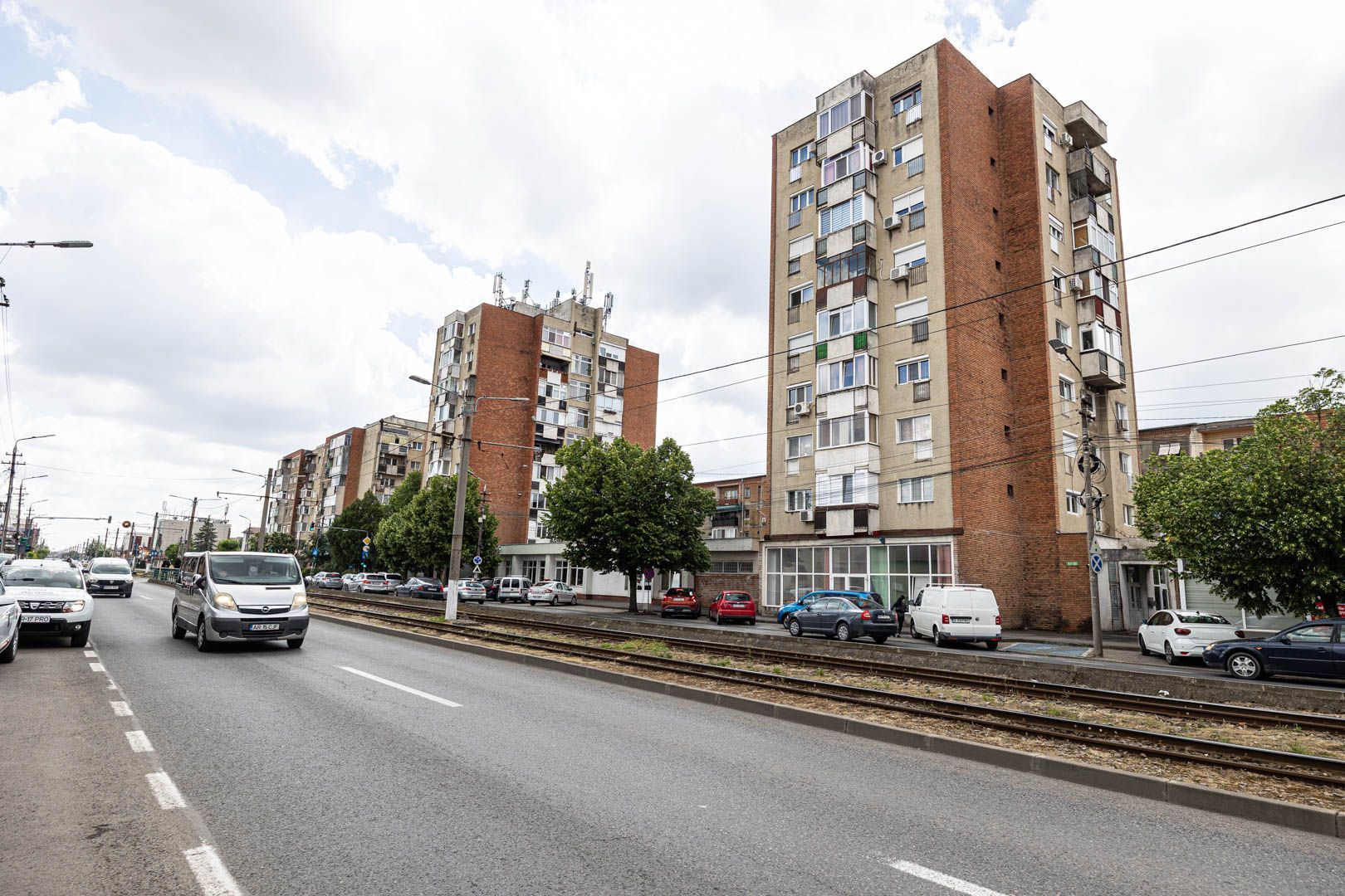 Ap. decomandat cu 3 camere, spațios și luminos, Micalaca, Zona 100 - Poză 2