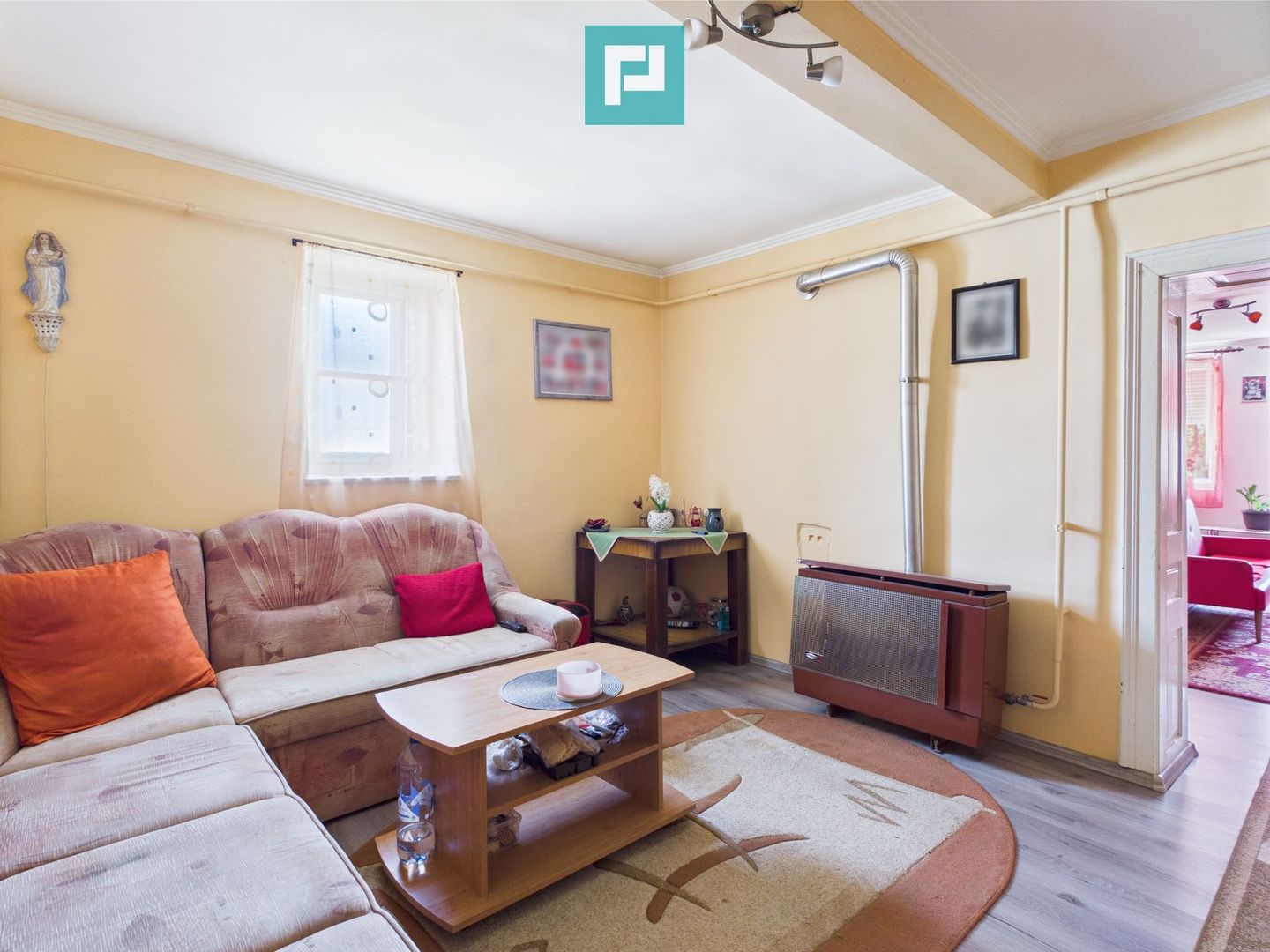 Casă la doar 6km de graniță cu România - Poză 11