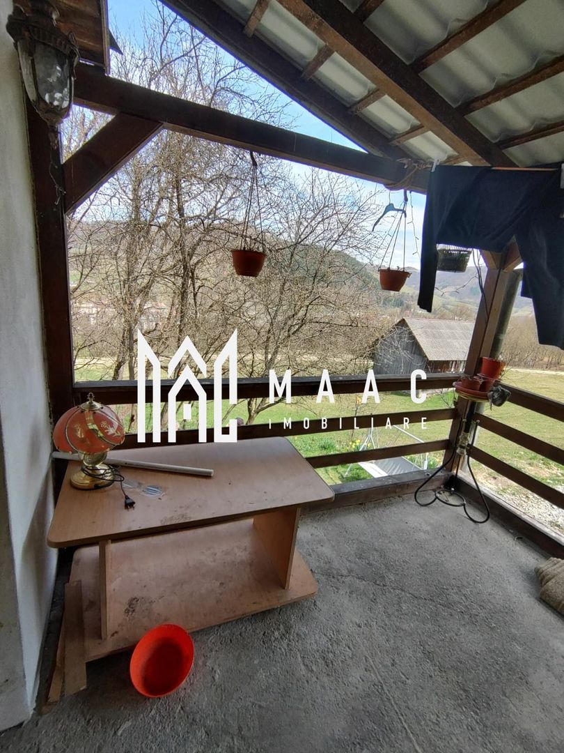 Casa Vantului si 8000 metri patrati in Abrud - Poză 26