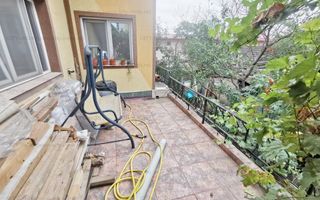 Vanzare casa Andronache - Poză 11