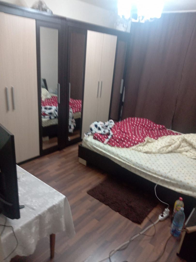 ageuropa.ro vinde ap 3 cam CARAMIDA, 2 wc, zona SOARELUI la etajul 4. - Poză 1