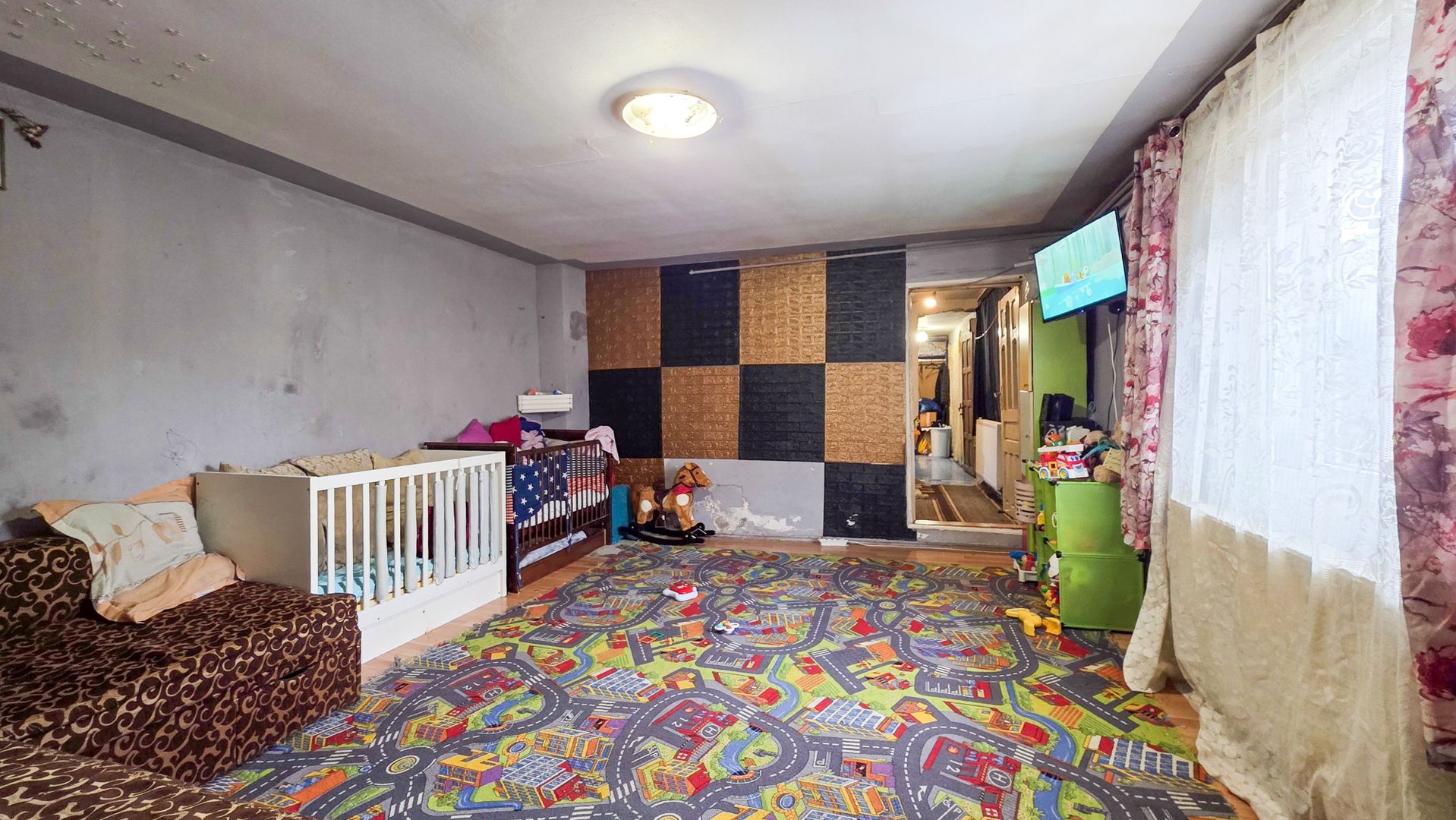 Ghencea – Casă individuală cu mare potențial, poziție excelentă ! - Poză 14