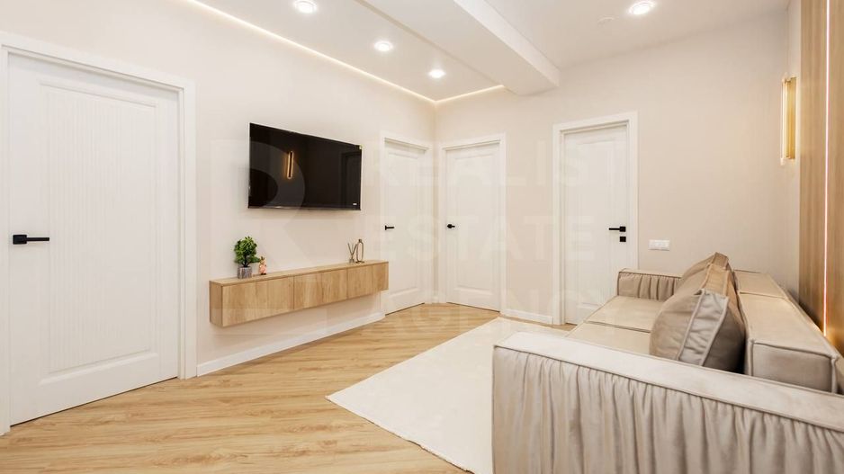 Vânzare, apartament, 3 camere, str. Alexandru cel Bun , Ialoveni - Poză 12