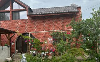 Vanzare vila rustica - 250 mp - Frumusani - Poză 1