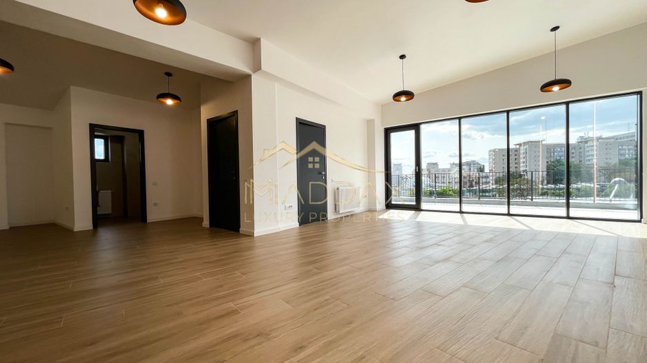 Spatiu comercial S+P+2E+M ***Prima Inchiriere*** - Poză 10