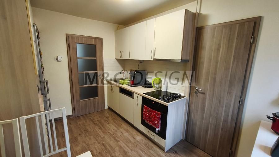 Apartament 4 camere, etaj 2, boxa, garaj - zona Steaua - Poză 3
