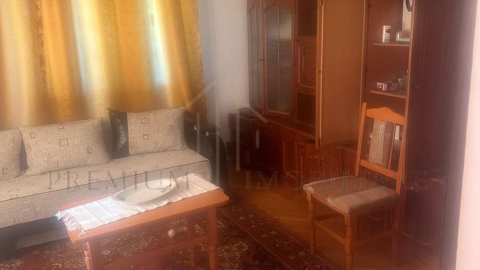 Casă batraneasca+ teren 999 mp intravilan în Oituz - Poză 3