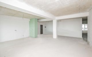 Apartament spațios cu 3 camere pe str. Trandafirilor - Poză 13