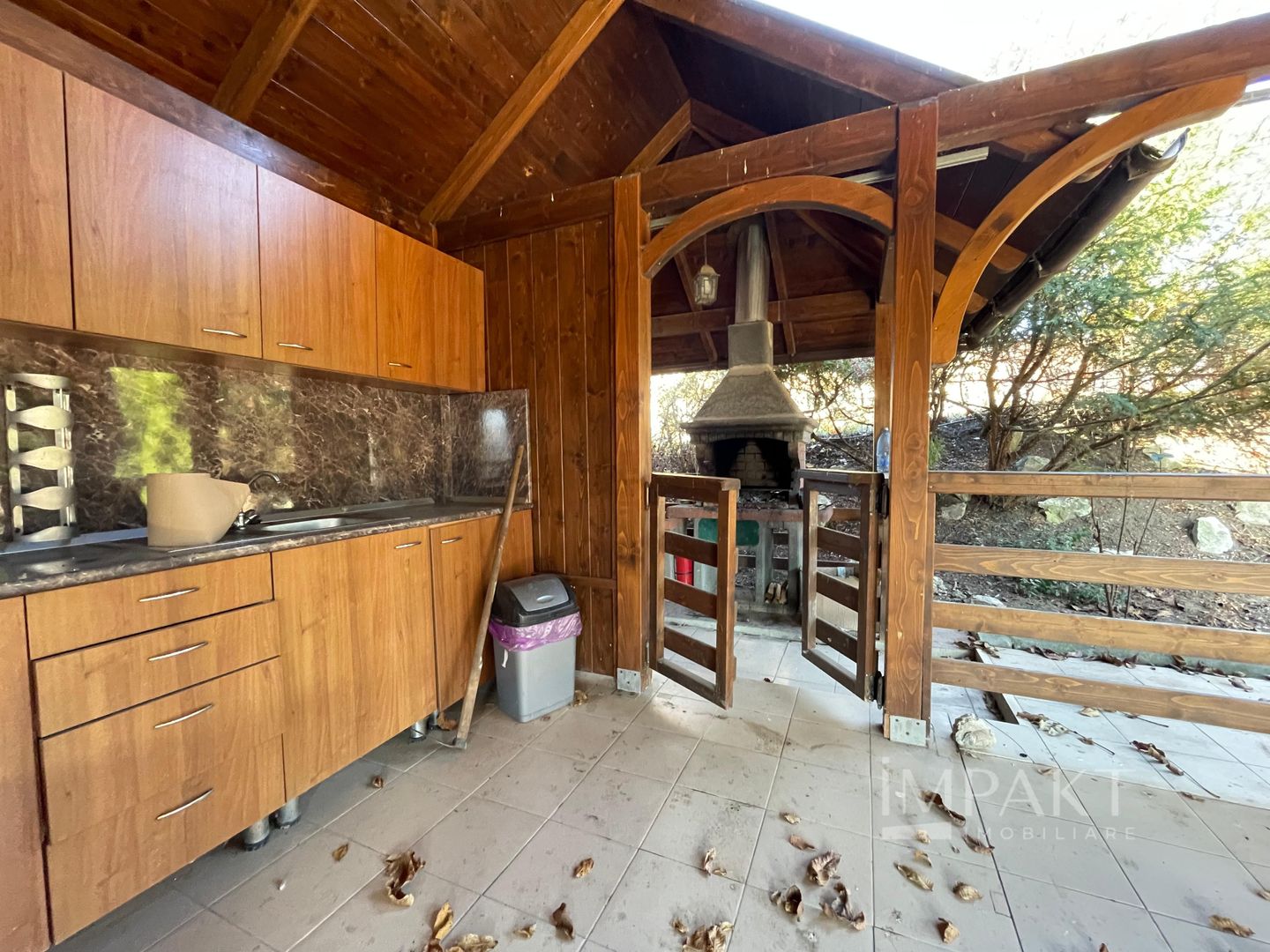 Casa individuala spatioasa de inchiriat in zona Borhanci! - Poză 14