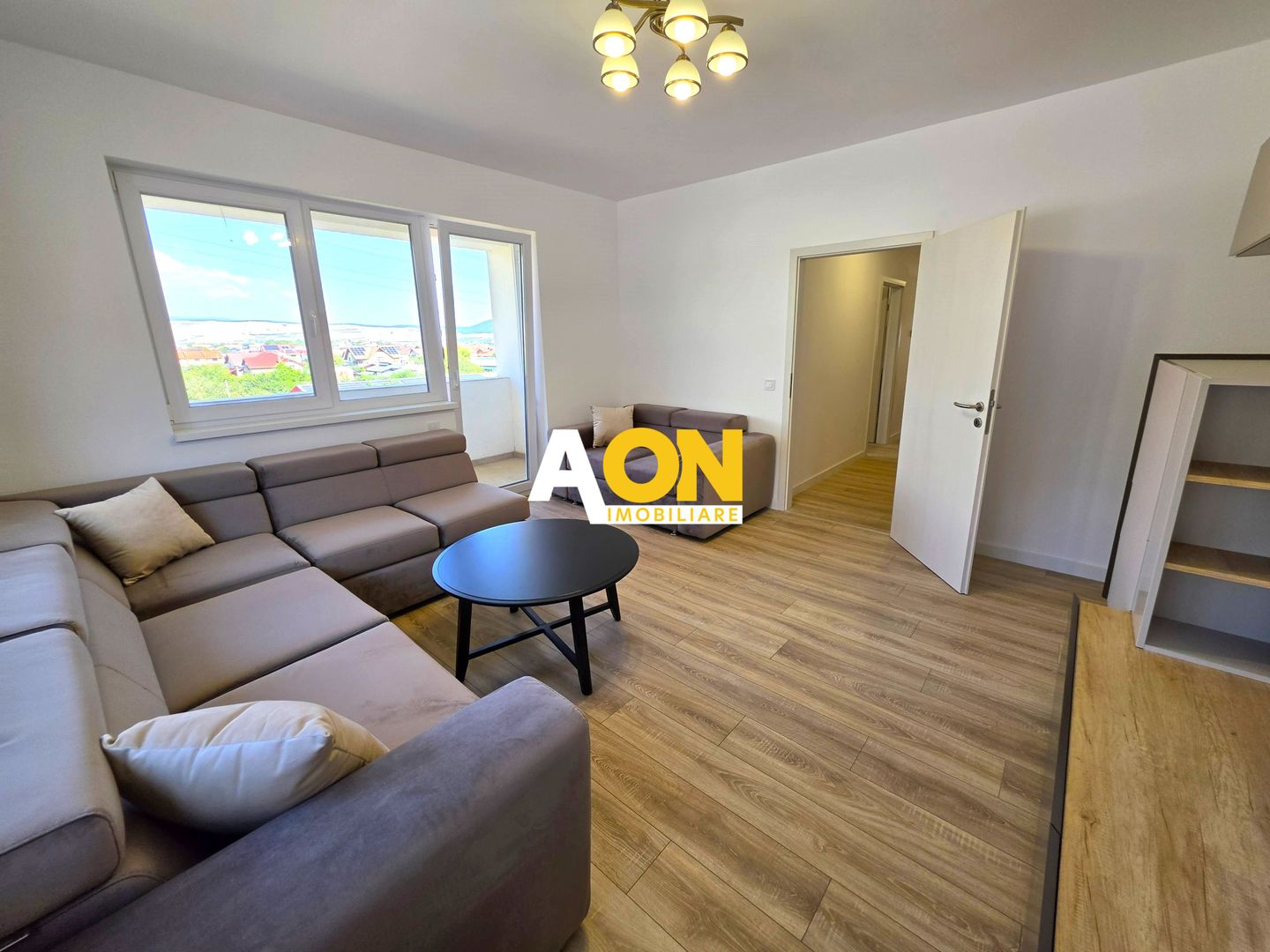 Apartament 3 camere, mobilat, utilat, 82 mp utili, parcare subterana - Poză 1