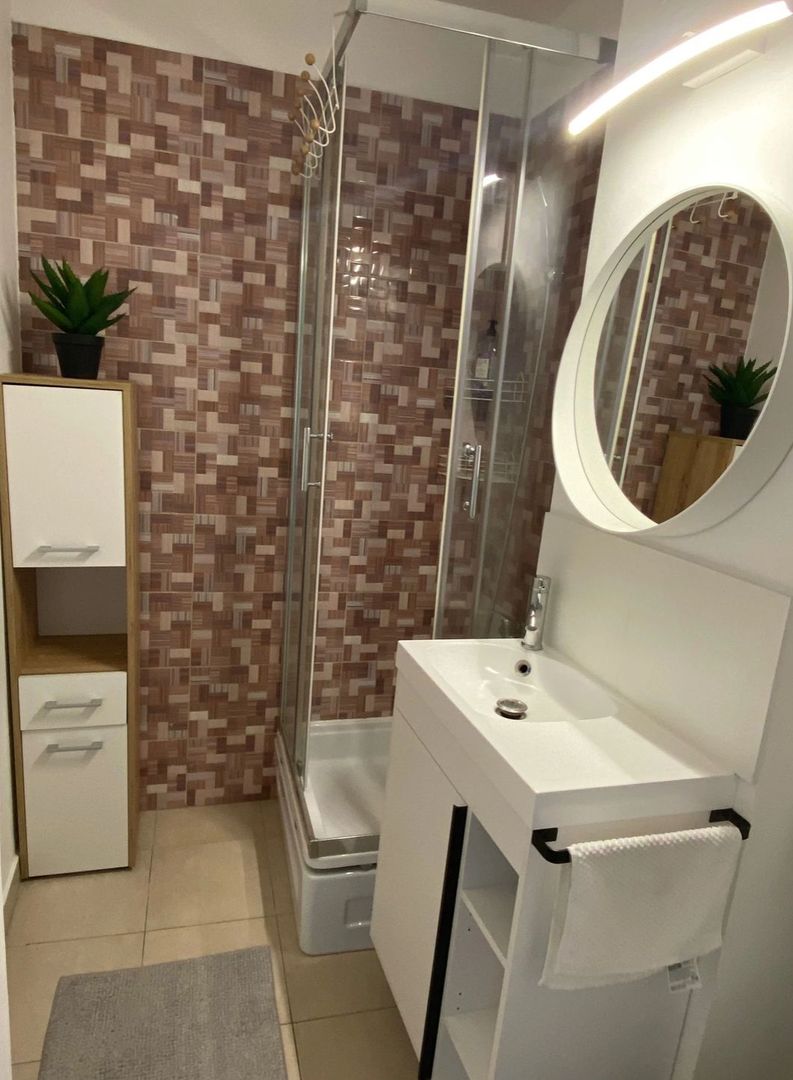 GARSONIERA- TEI, BLOC REABILITAT, BUCATARIE INCHISA, MOBILAT MODERN - Poză 7