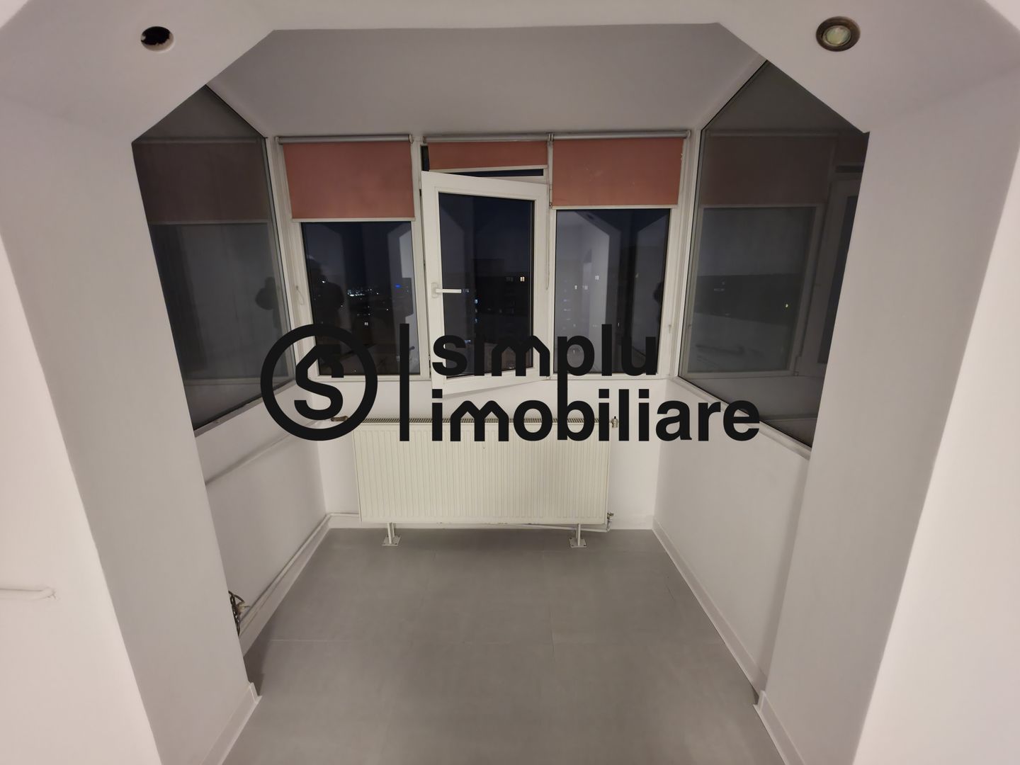 Apartament 2 camere - Craiovita - Etaj 10/10 - Poză 2