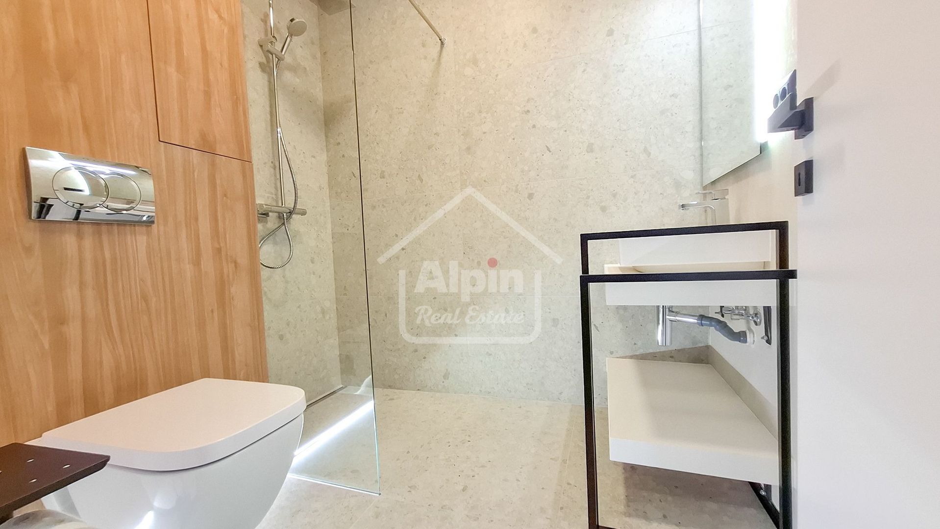 Apartament Finisaje Superioare I Central - Poză 15