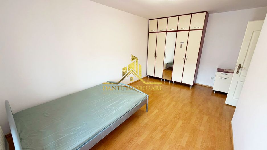 Casa, 4 camere, modern, parcare, curte, balcon, zona Semicentrala - Poză 7