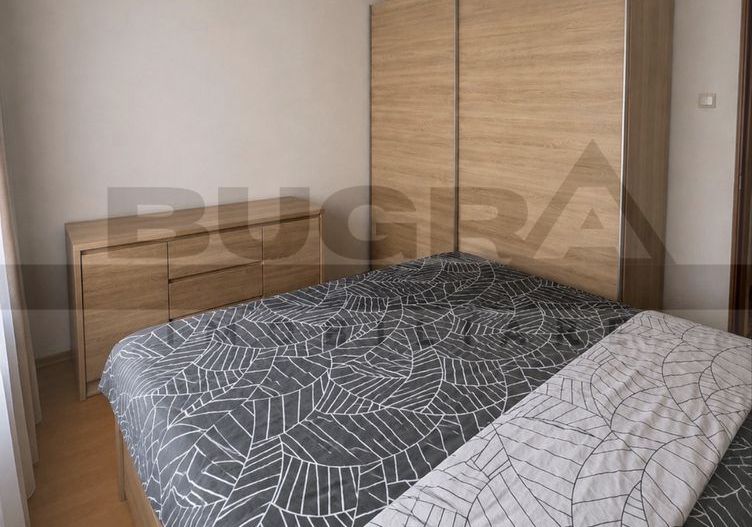 Apartament de 2 camere, 55mp, decomandat, parcare, zona Plopilor - Poză 3
