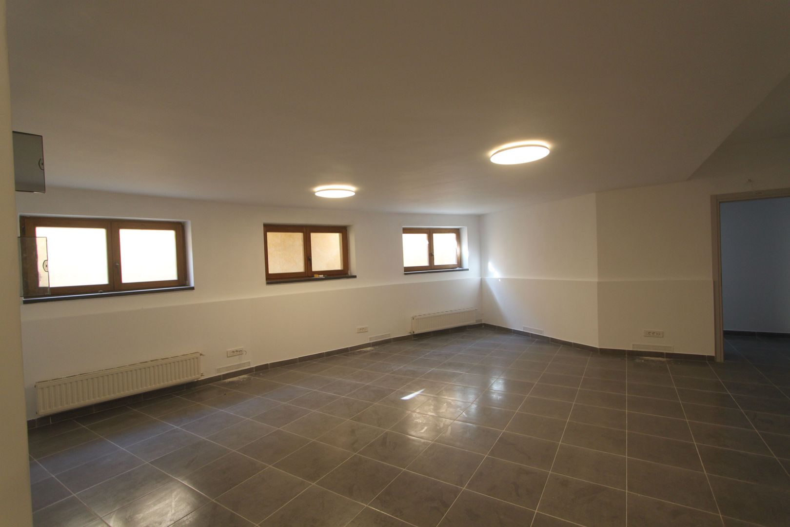 Cladire birouri - 282 mp -  zona Rebreanu - Poză 26