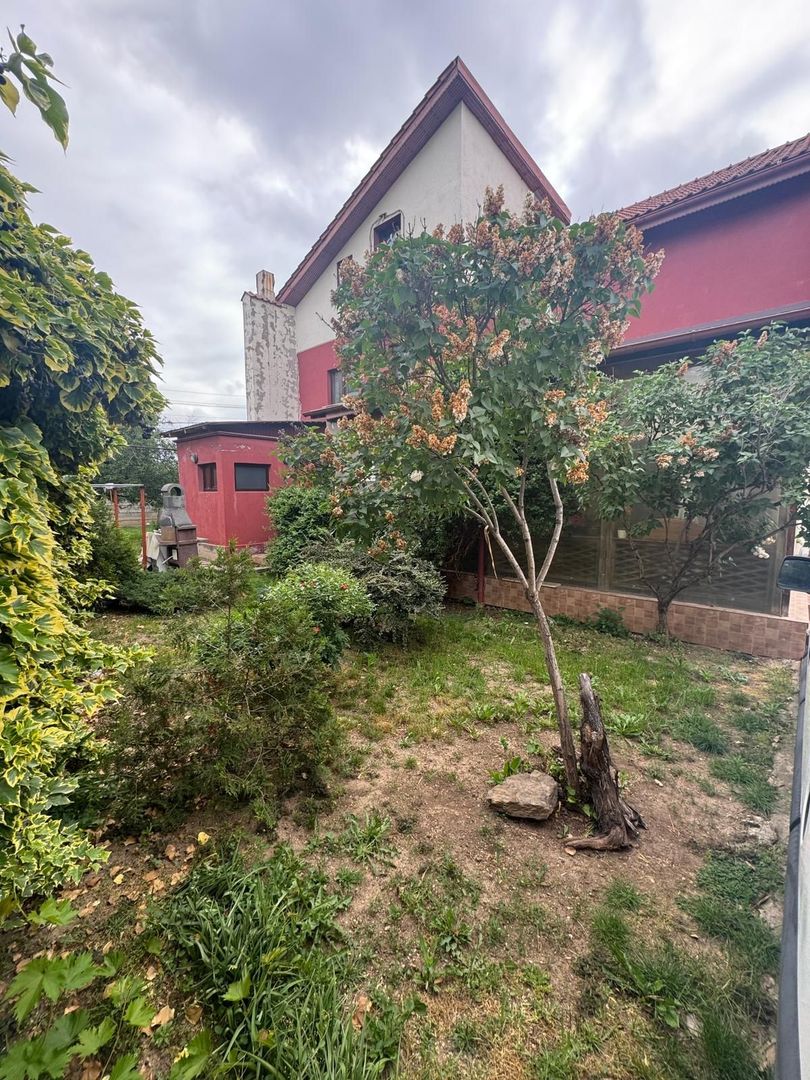 Casa de închiriat 7 camere Sector 4, ideal pentru clinica, gradinita - Poză 11