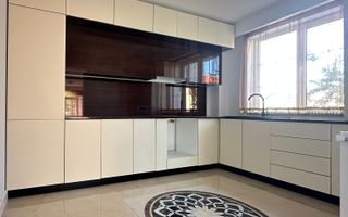 Vânzare casă 5 camere nouă elegantă și spațioasă în Hărman - Poză 15