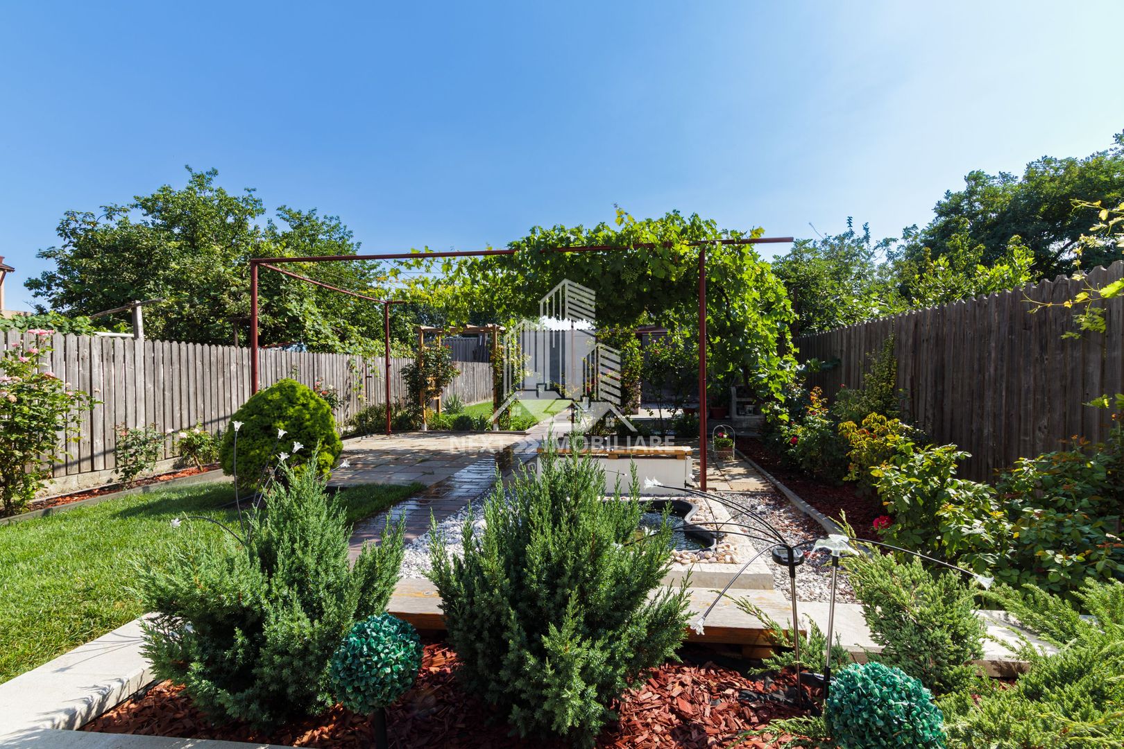 Vila S+P+2E+ M, garaj si spatiu comercial, Km4-5 - Poză 18