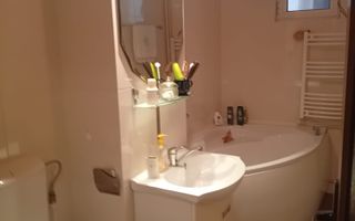 Apartament 3 camere dec,Micro 21,et 3,2 bai,2 balcoane - Poză 8