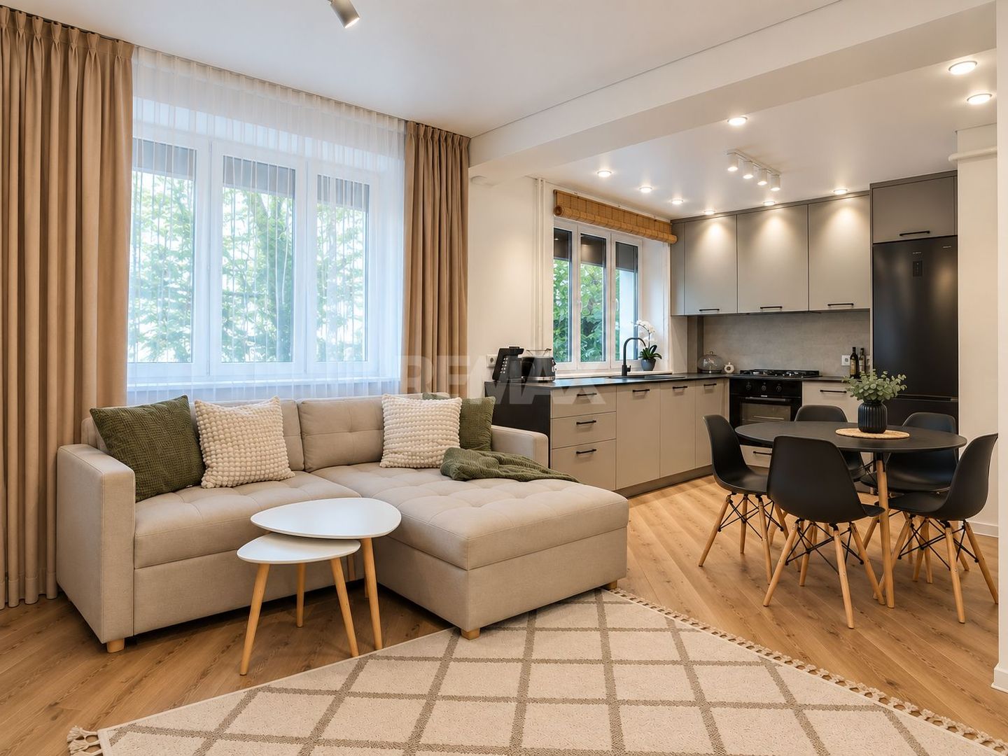 CHIRIE APARTAMENT CU 1 CAMERĂ + LIVING | 43,9 m² | RÂȘCANI - Poză 1