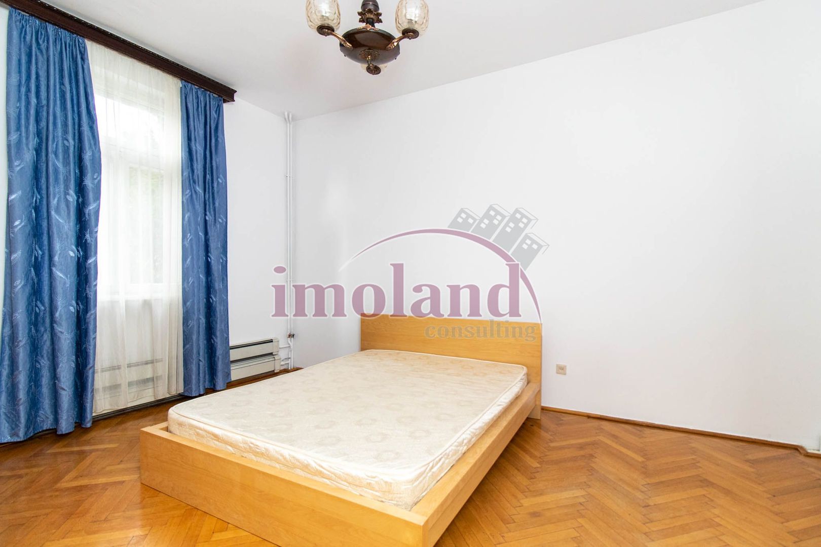 Inchiriere - Rezidenta/Birouri - Vila cu curte - Aviatorilor - Poză 19