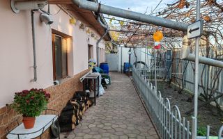 CASA IN POPESTI LEORDENI, RENOVATA, CURTE, MOBILAT-UTILATA - Poză 2