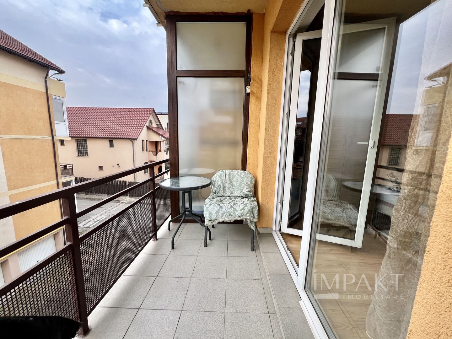 Apartament cu 3 camere semidecomandat in Buna Ziua - Poză 9