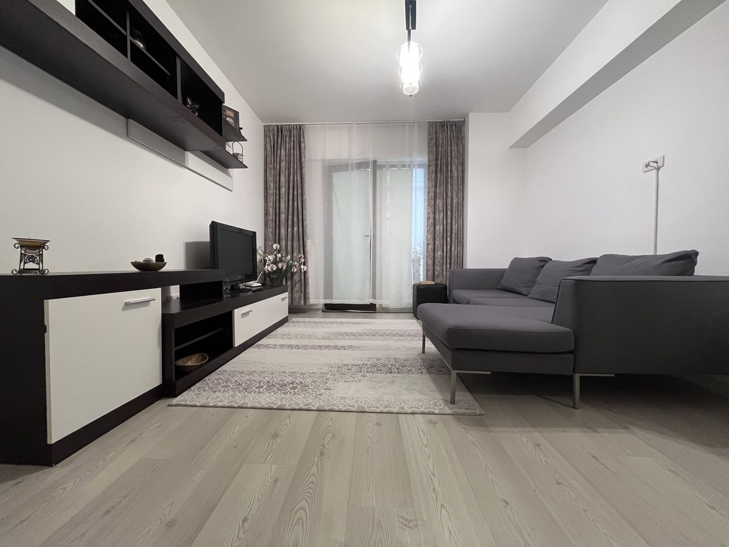 Închiriere apartament cu 2 camere în Class Park! - Poză 2