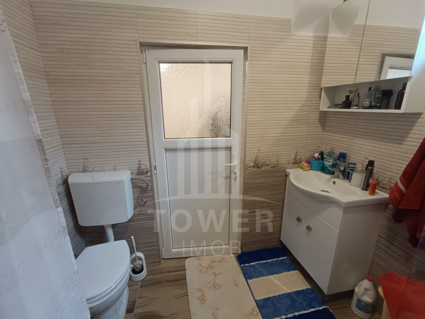 Casă de vânzare în satul Roșia cu vedere panoramică spre Munții Făgăras - Poză 18